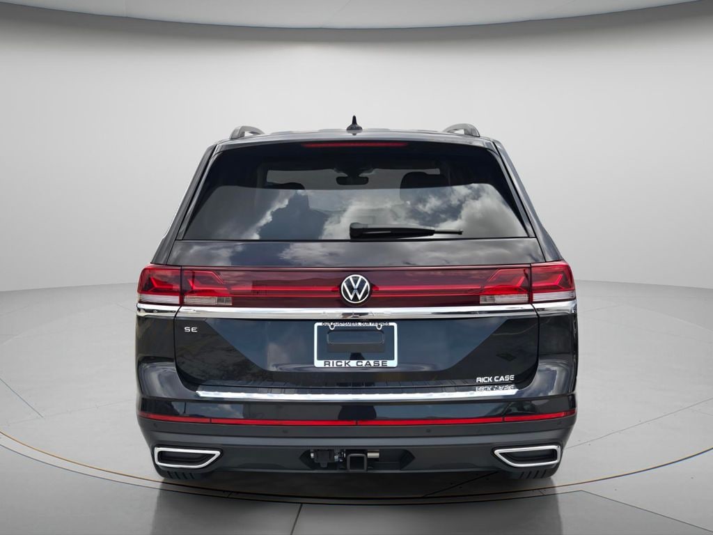 New 2026 Volkswagen Atlas SE w/Technology SUV