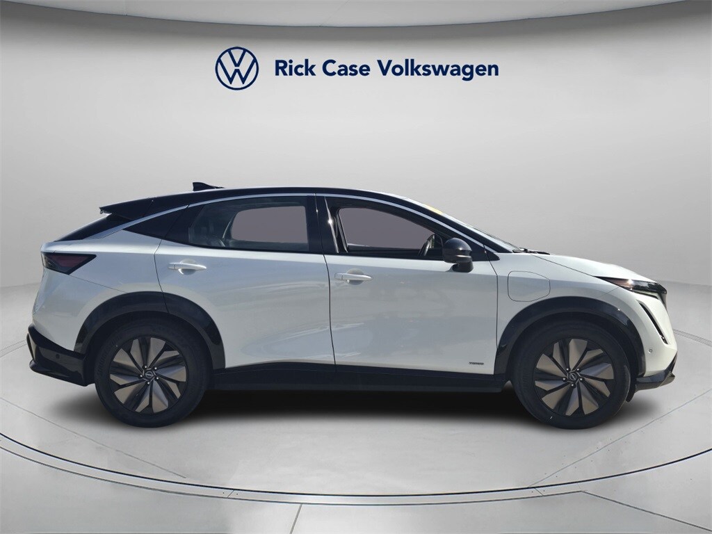2023 Nissan ARIYA Premiere photo 2
