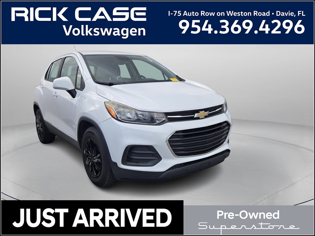 Used 2018 Chevrolet Trax LS SUV