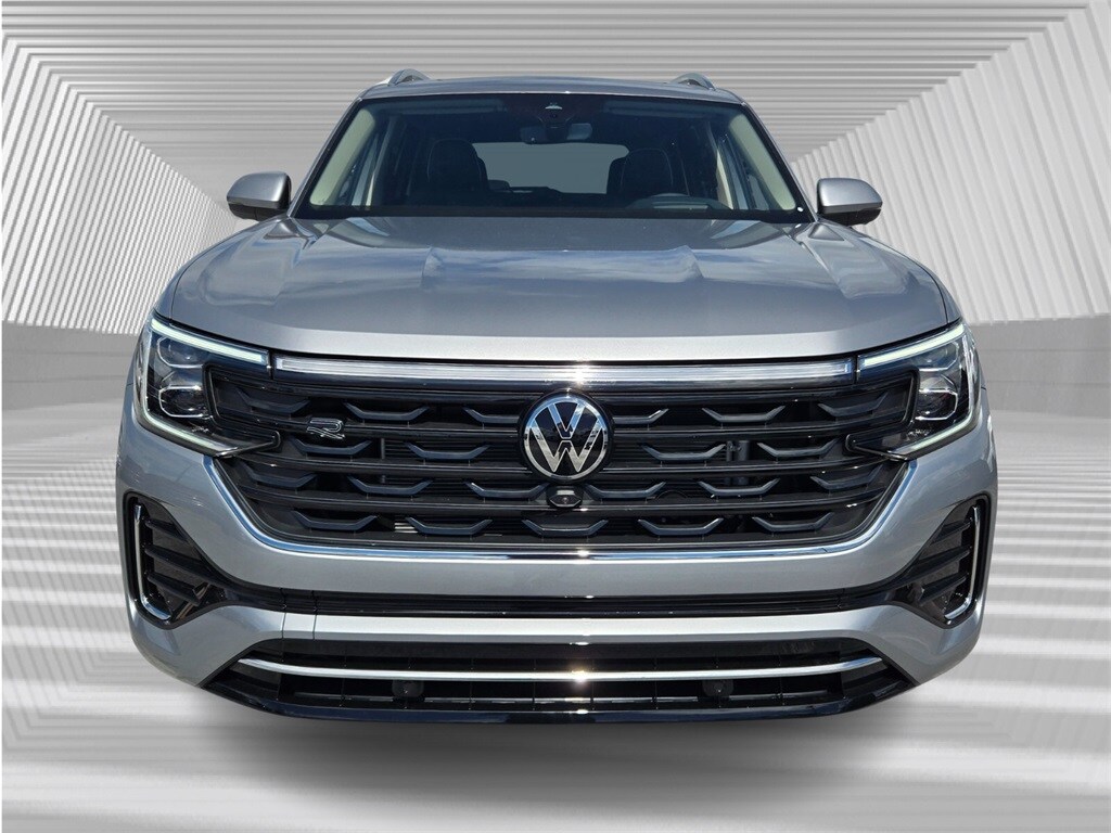 2026 Volkswagen Atlas SEL Premium R-Line photo 2