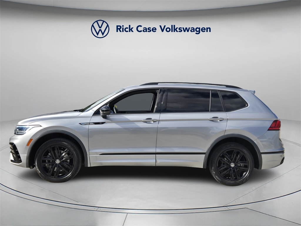 Used 2022 Volkswagen Tiguan 2.0T SE R-Line Black SUV