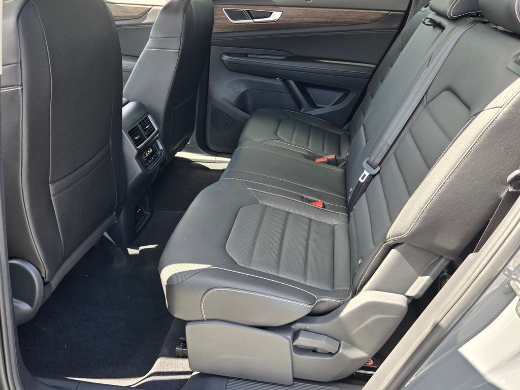 2026 Volkswagen Atlas SEL - Photo 6