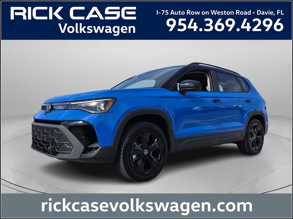 2026 Volkswagen Taos SE Black's photo