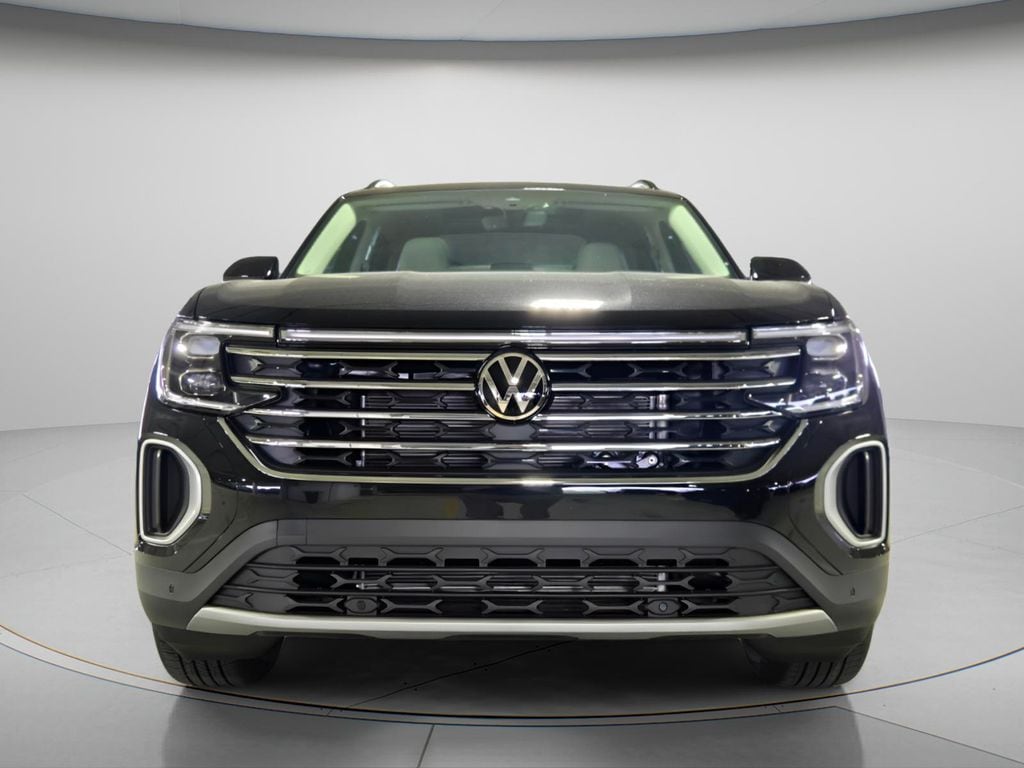 New 2026 Volkswagen Atlas SE w/Technology SUV