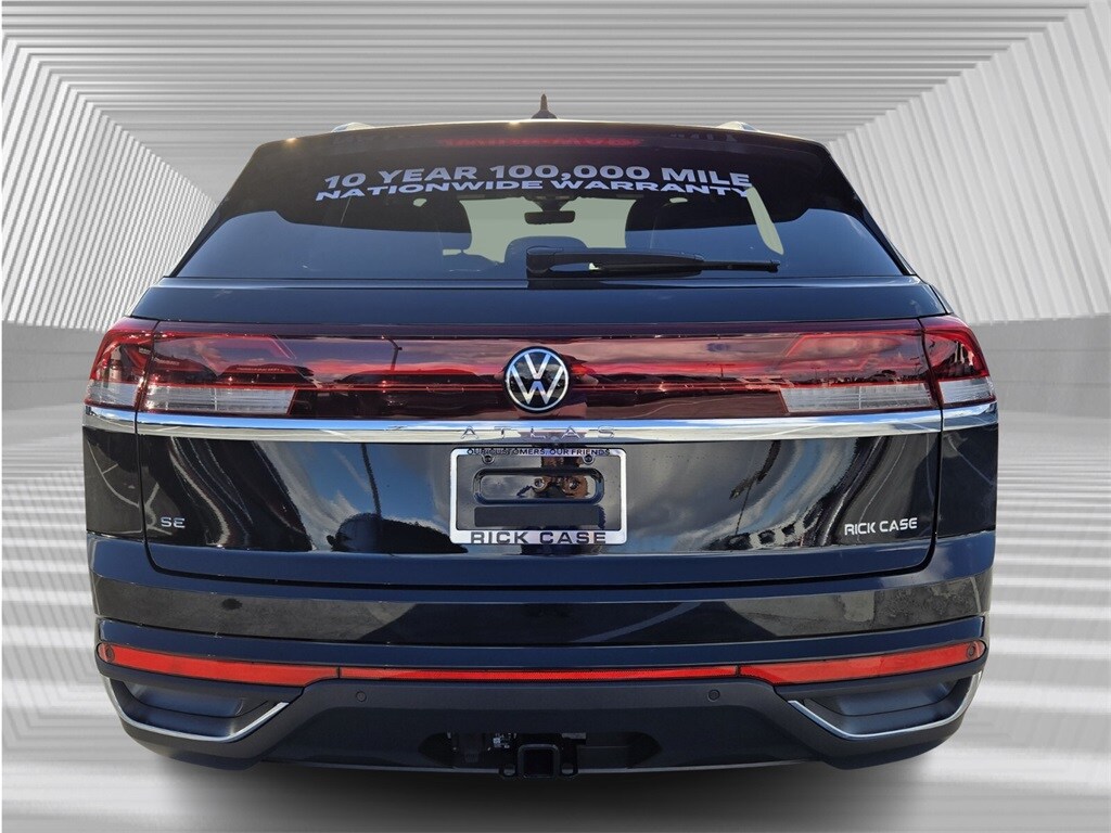 New 2026 Volkswagen Atlas Cross Sport 2.0T SE w/Technology SUV