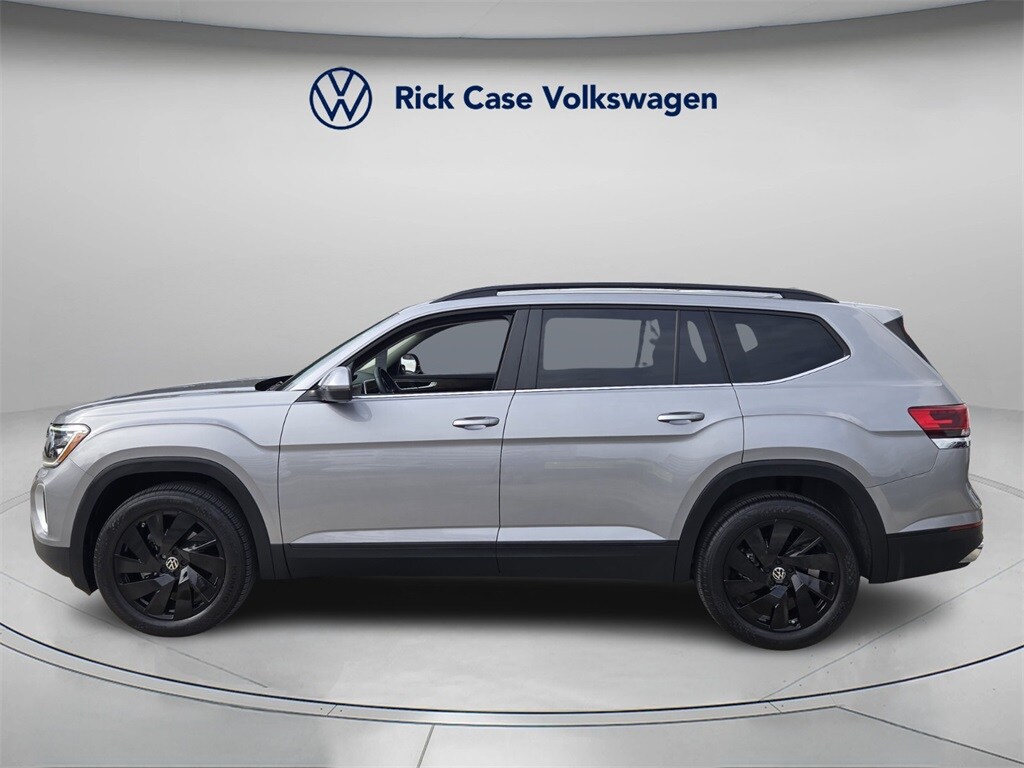 Certified 2025 Volkswagen Atlas 2.0T SE w/Technology SUV