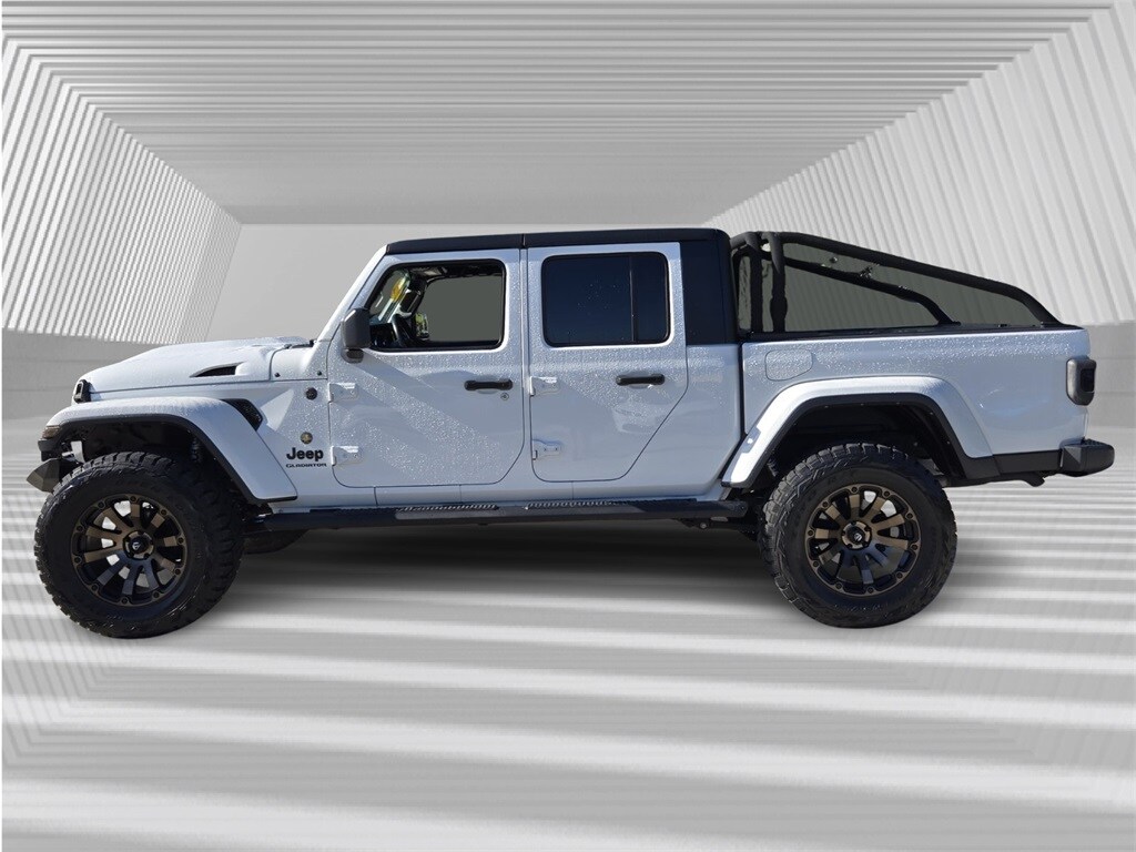 2022 Jeep Gladiator Sport photo 3