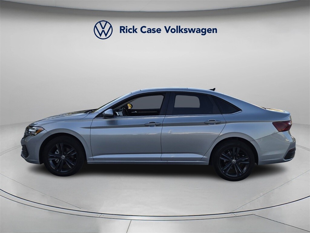 Used 2023 Volkswagen Jetta 1.5T SE Sedan