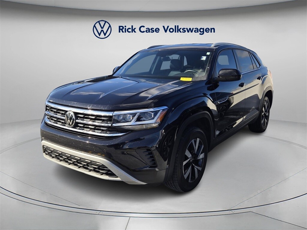 Used 2022 Volkswagen Atlas Cross Sport 2.0T SE SUV