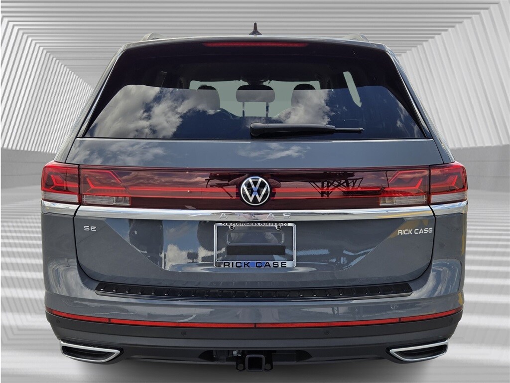 2026 Volkswagen Atlas SE Technology photo 3