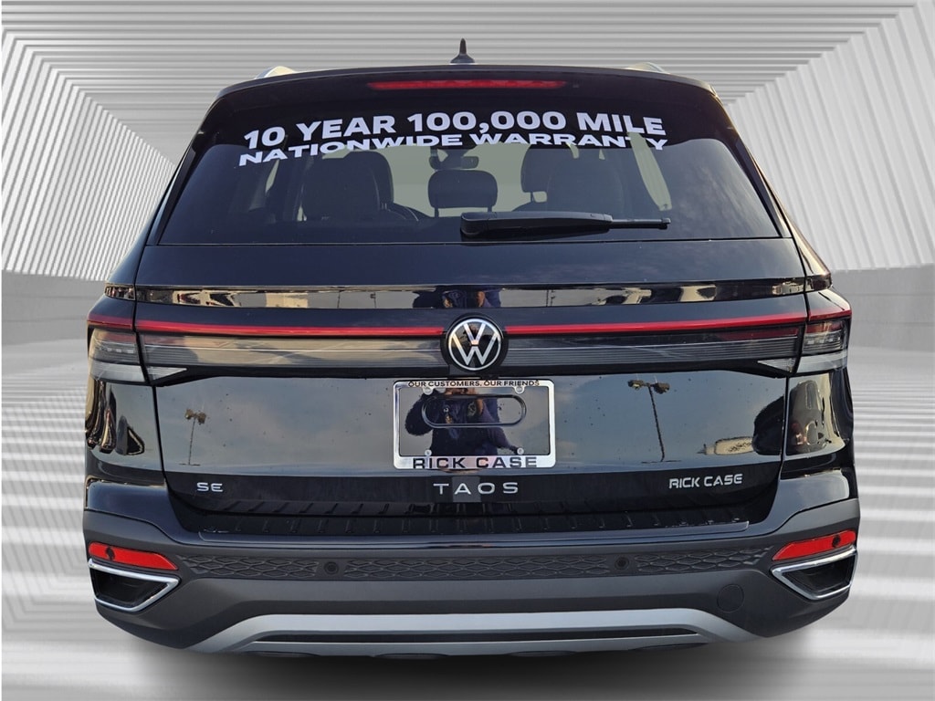 New 2026 Volkswagen Taos 1.5T SE SUV