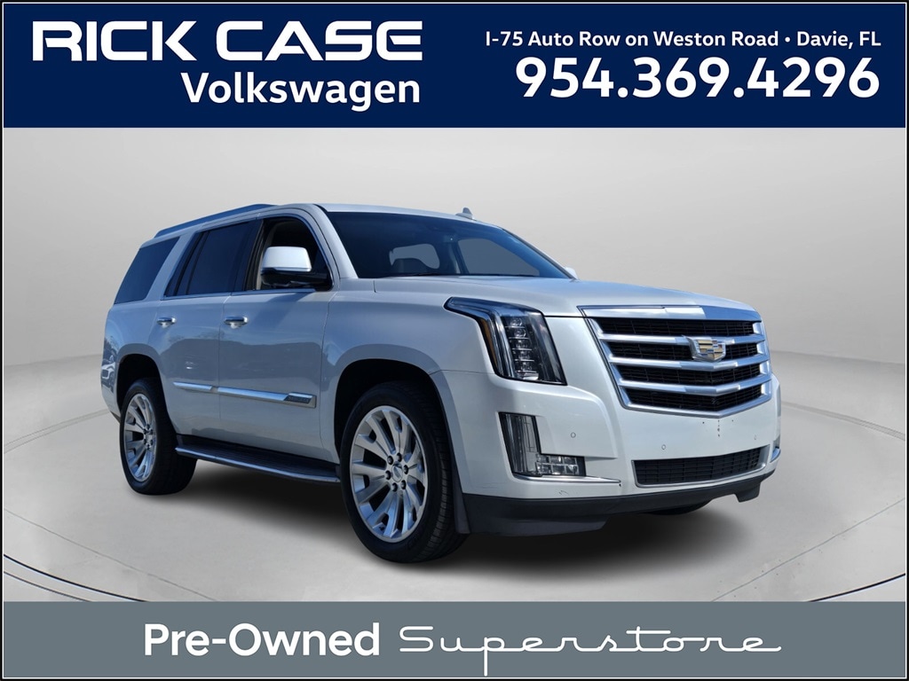 2016 Cadillac Escalade Luxury's photo