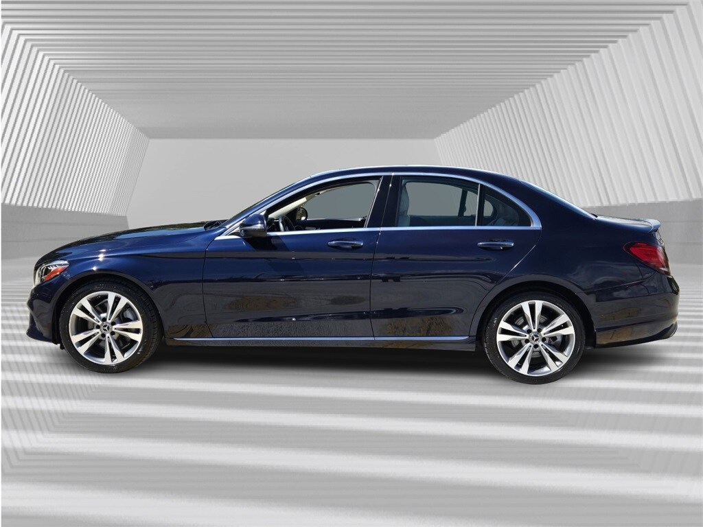 2019 Mercedes Benz C 300 photo 3