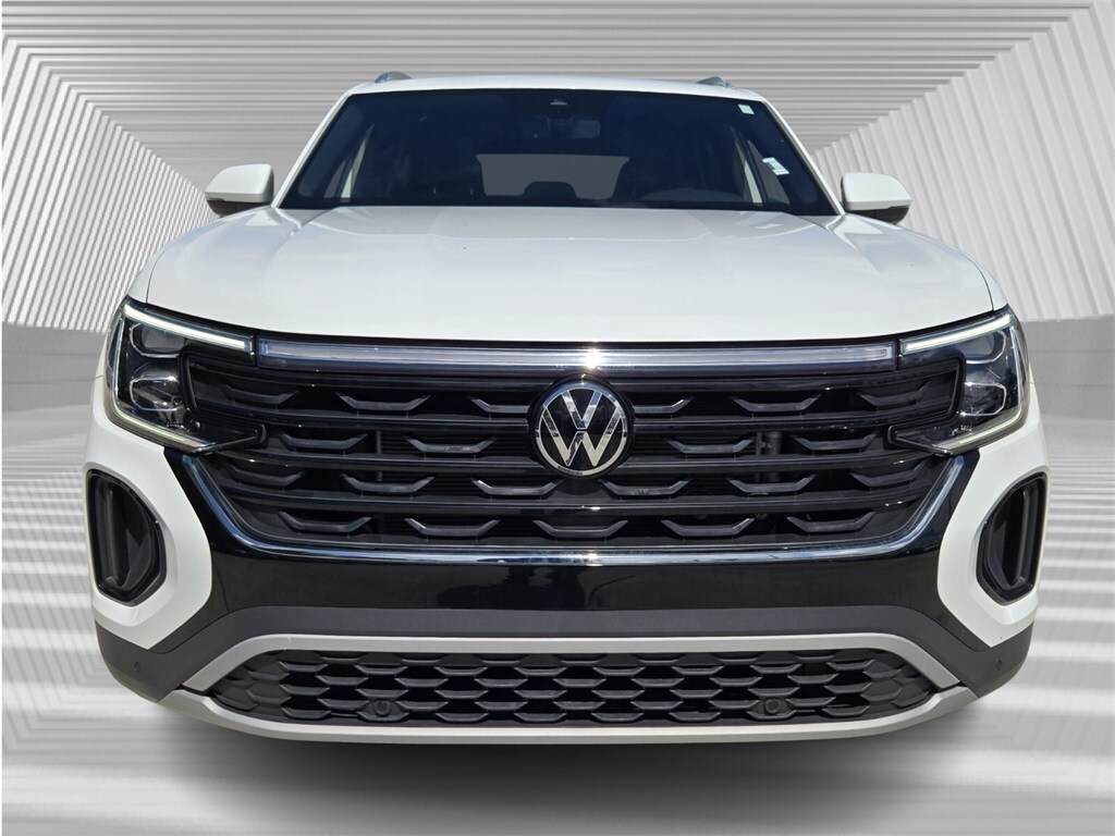 2024 Volkswagen Atlas Cross Sport SE Technology photo 4