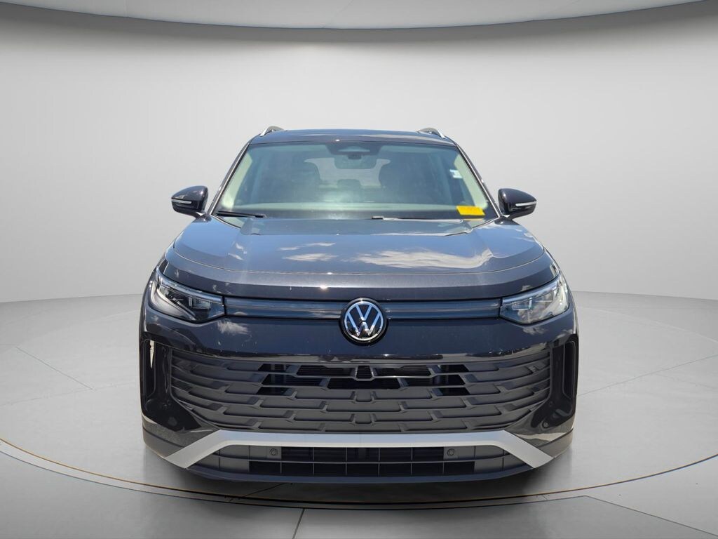 Used 2026 Volkswagen Tiguan 2.0T SE SUV