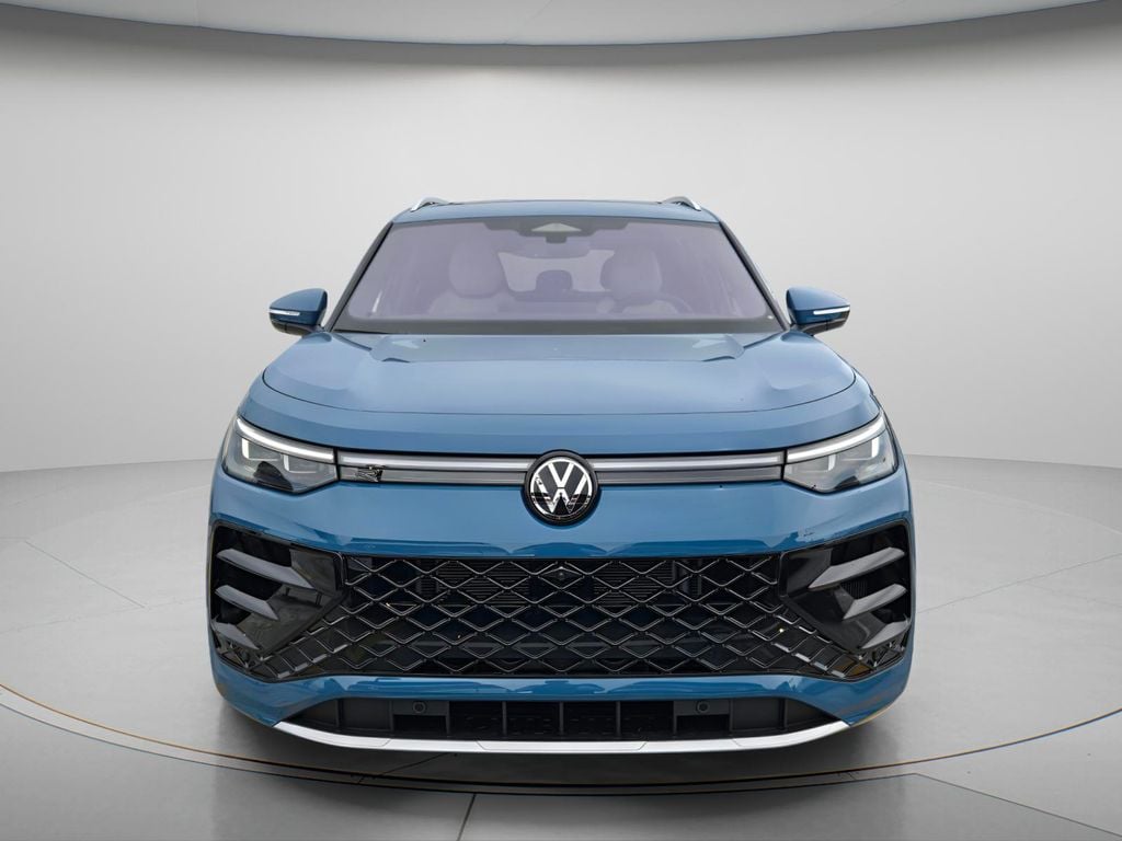 New 2026 Volkswagen Tiguan SEL R-Line Turbo SUV