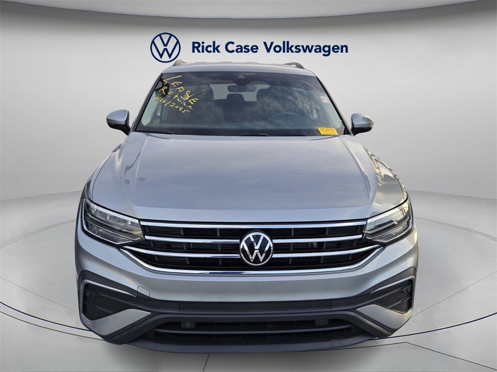 2023 Volkswagen Tiguan S photo 2