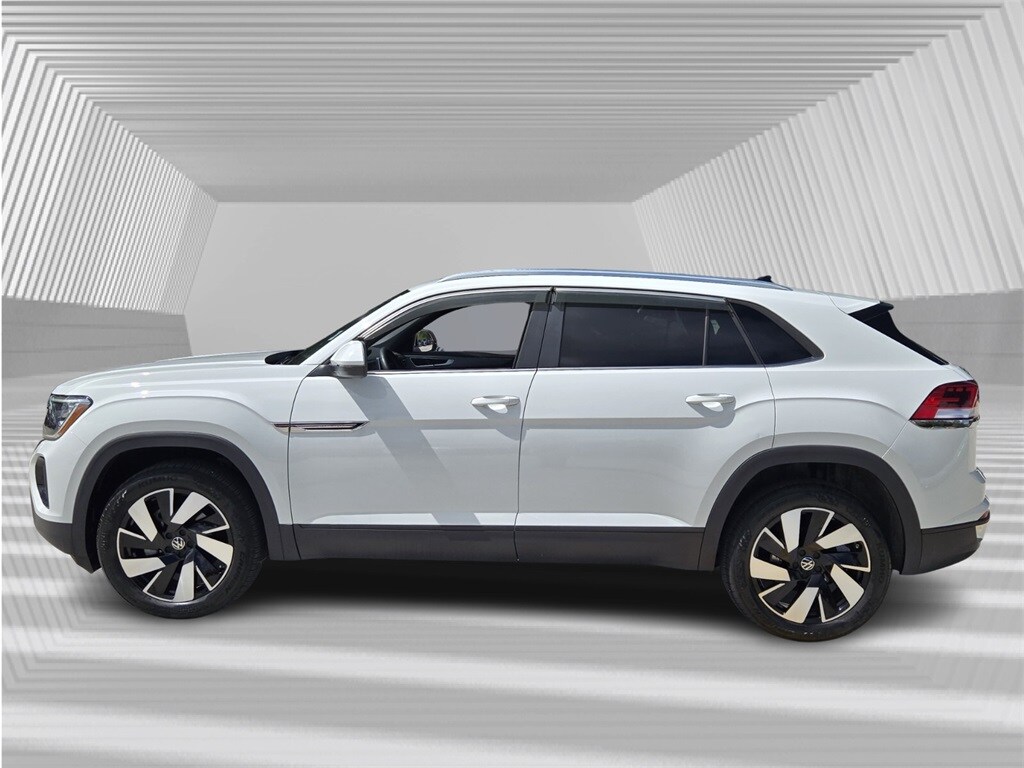 2024 Volkswagen Atlas Cross Sport SE Technology photo 3