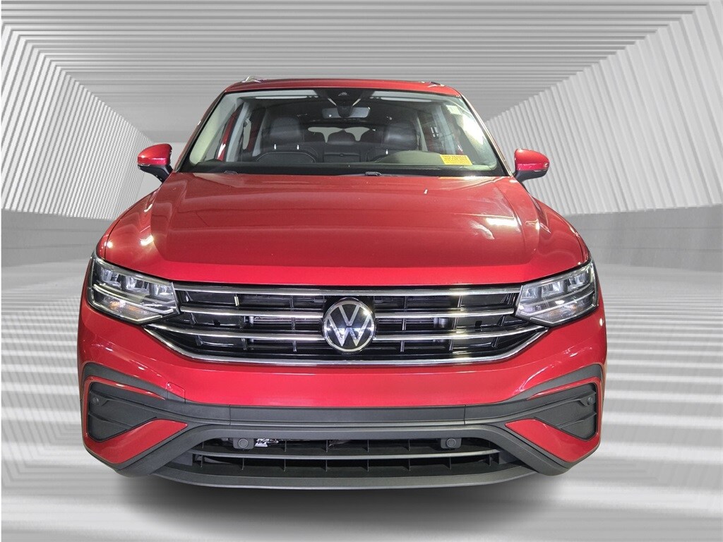 2022 Volkswagen Tiguan SE photo 2