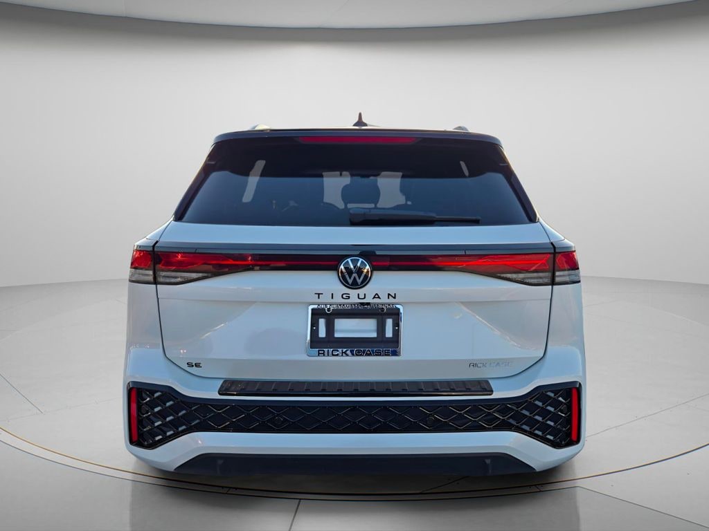 New 2026 Volkswagen Tiguan SE R-Line Black SUV