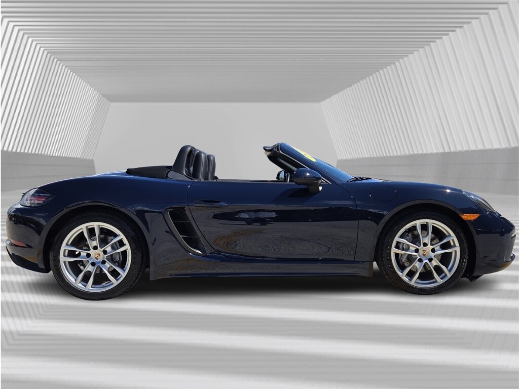 2019 Porsche Boxster Base photo 2
