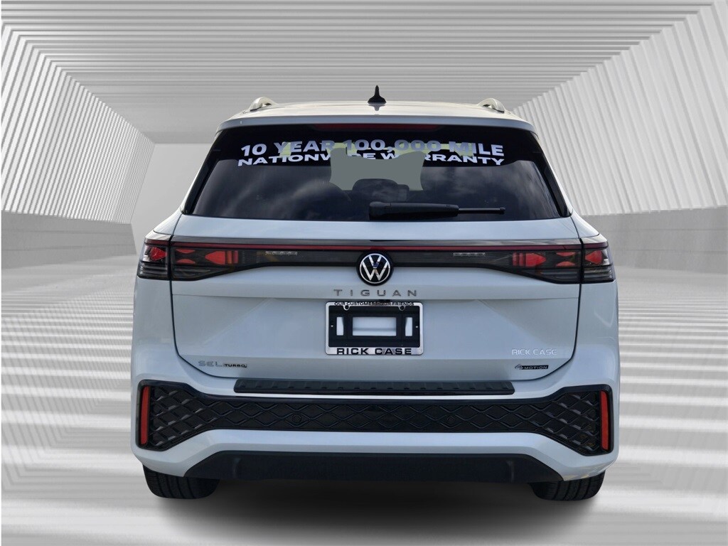 New 2026 Volkswagen Tiguan 2.0T SEL R-Line SUV
