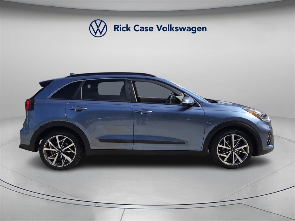 Used 2020 Kia Niro Touring SE SUV