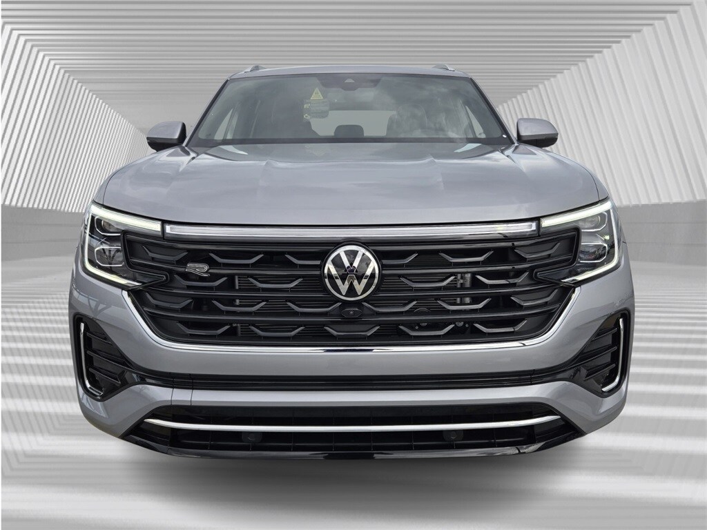 2026 Volkswagen Atlas Cross Sport SEL Premium R-Line photo 3