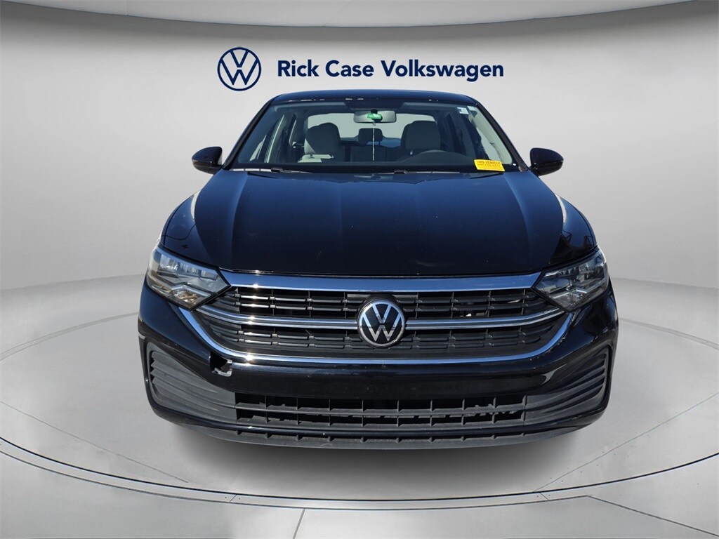 2022 Volkswagen Jetta 1.5T S photo 2