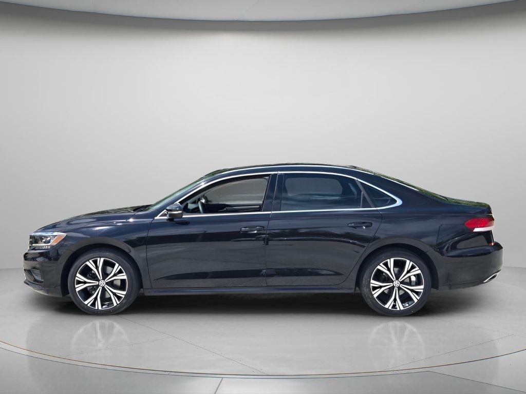 Certified 2021 Volkswagen Passat 2.0T SE Sedan