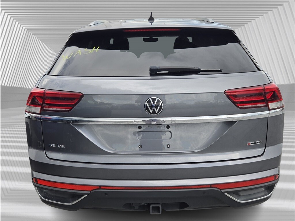 2022 Volkswagen Atlas Cross Sport V6 SE Technology photo 2