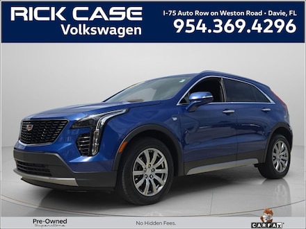 2023 CADILLAC XT4 Premium Luxury SUV