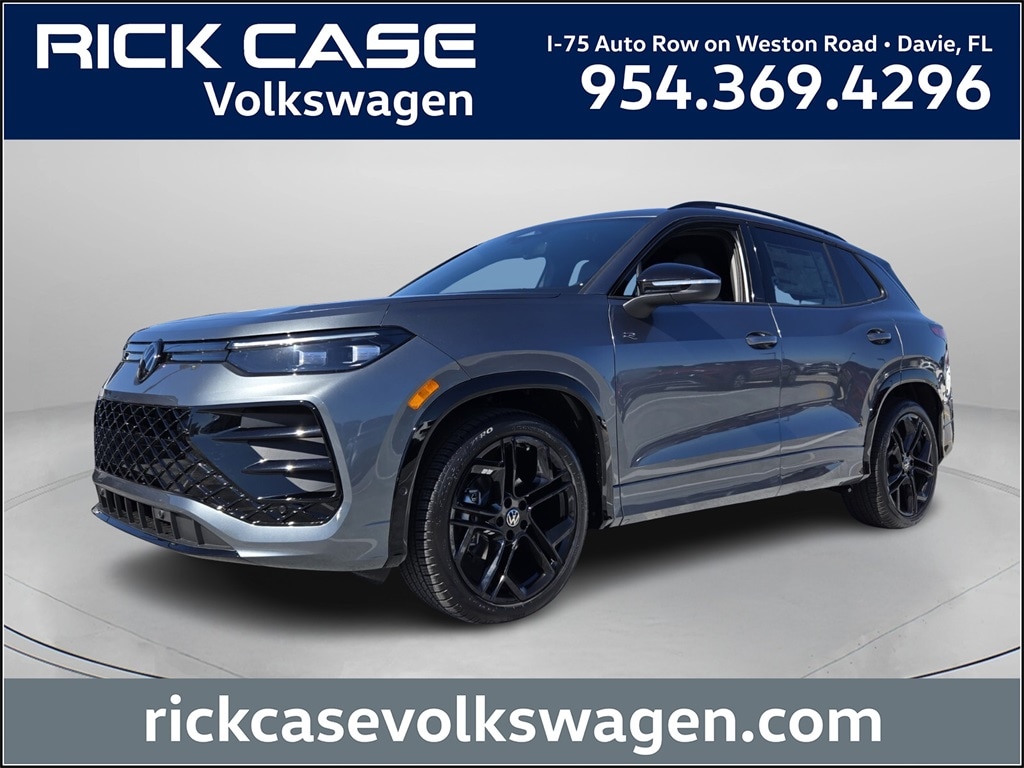 2026 Volkswagen Tiguan SE R-LINE BLACK's photo