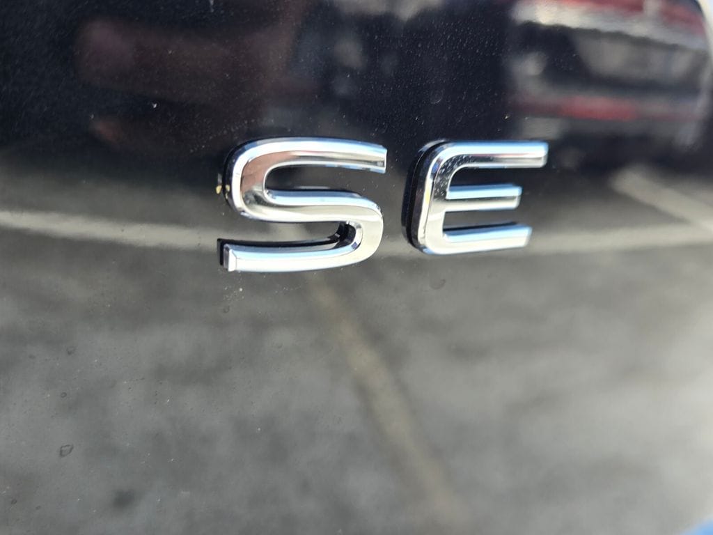 2026 Volkswagen Atlas SE w/Tech - Photo 5