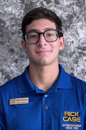 Staff member Vicente Santos from 3305f737960a