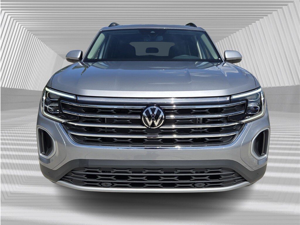 2026 Volkswagen Atlas SE Technology photo 2