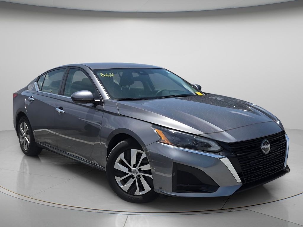 Used 2023 Nissan Altima 2.5 S Sedan