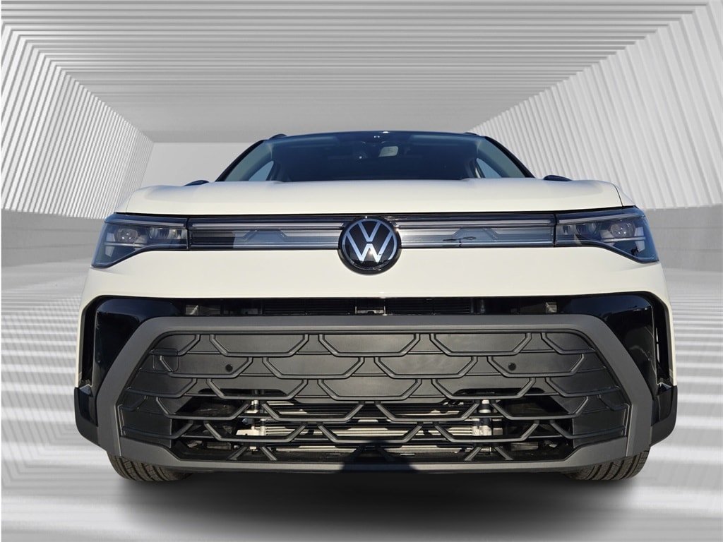 New 2026 Volkswagen Taos 1.5T SE Black SUV