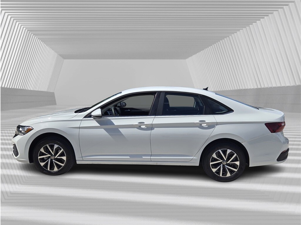 2023 Volkswagen Jetta 1.5T S photo 3