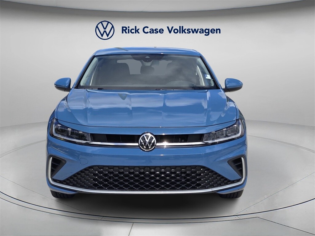 Certified 2025 Volkswagen Jetta 1.5T SE Sedan