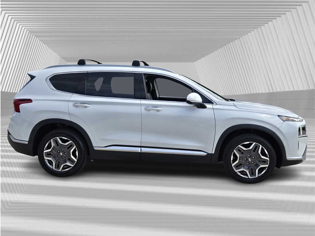 2022 Hyundai Santa Fe Limited photo 2