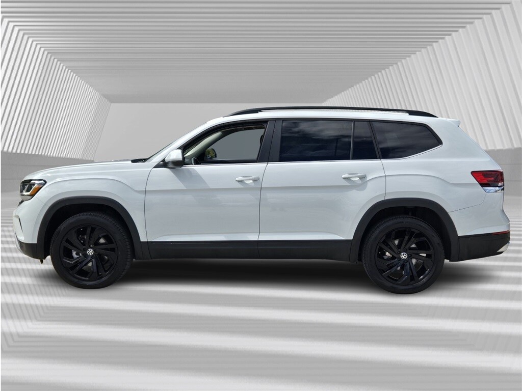 2023 Volkswagen Atlas V6 SE Technology photo 3