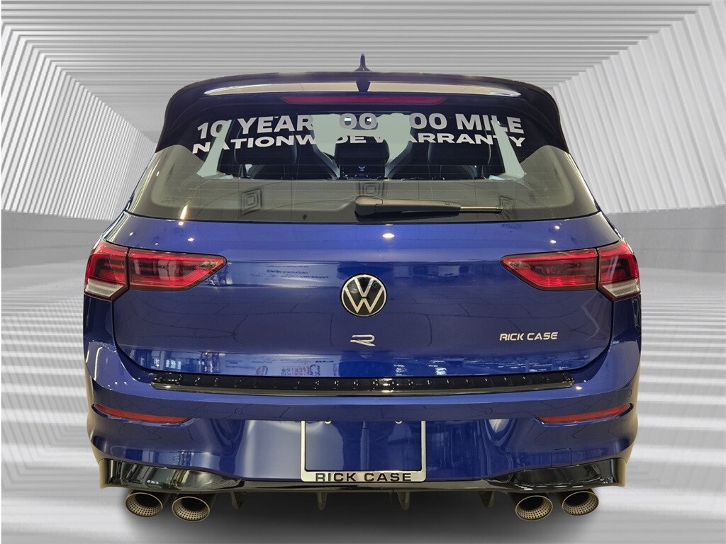 2026 Volkswagen Golf R 2.0 TSI photo 3