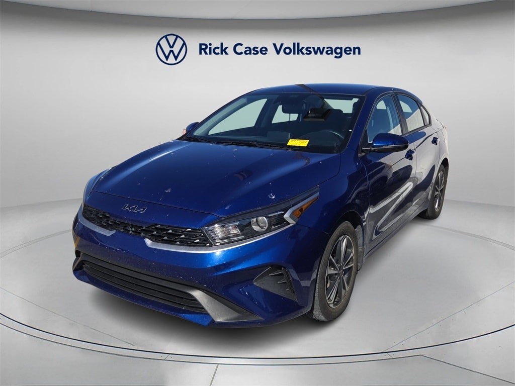 Used 2024 Kia Forte LXS Sedan