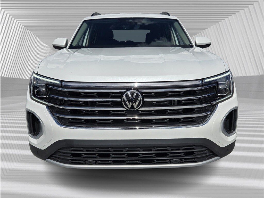 2026 Volkswagen Atlas SE Technology photo 2