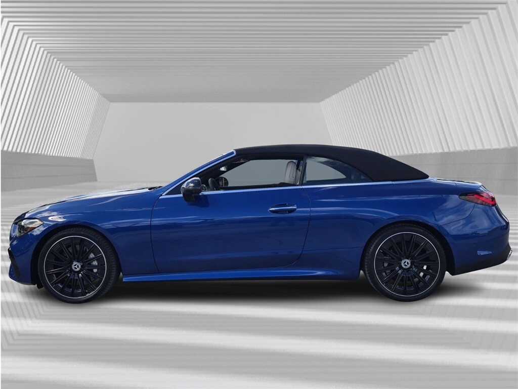 2024 Mercedes Benz CLE 450 4MATIC photo 3