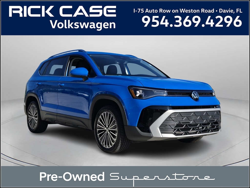 2025 Volkswagen Taos SE's photo