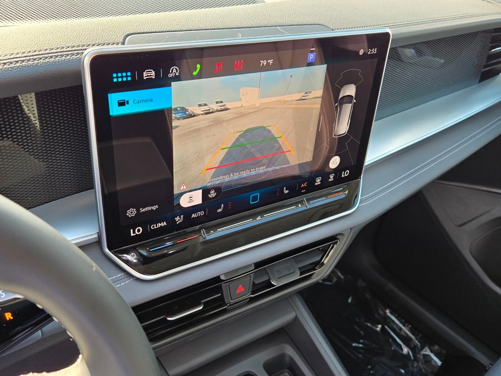 2026 Volkswagen Tiguan SE - Photo 9