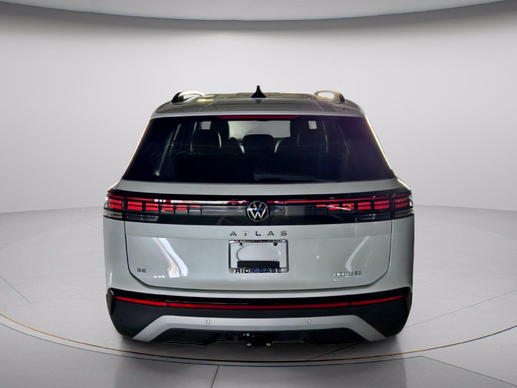 New 2027 Volkswagen Atlas SE w/Technology SUV