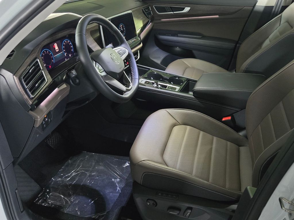 2026 Volkswagen Atlas SEL - Photo 6